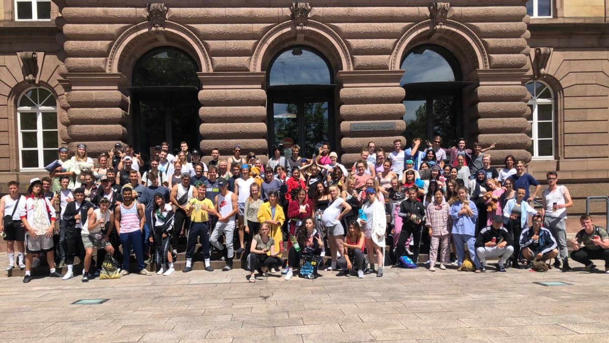 Helmholtz Gymnasium Karlsruhe